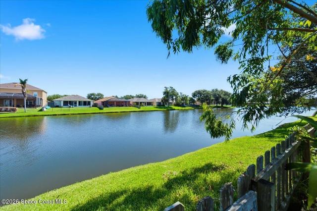 2041 Brookshire Cir, Melbourne, FL 32904