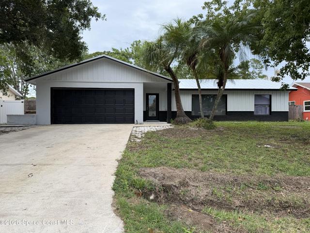771 Vantage St SE, Palm Bay, FL 32909