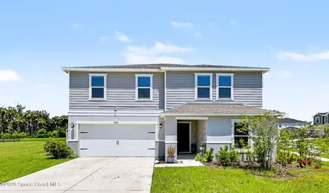 7998 Cortese Dr, Titusville, FL 32780