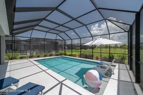 Exterior - 8205 Millbrook Ave, Melbourne, FL 32940 photo 6 of 11