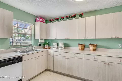1981 Tallowood Ct NE, Palm Bay, FL 32905 photo 35