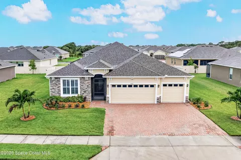 6691 Cameo Dr, Grant, FL 32949