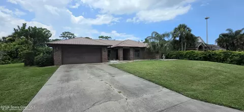 157 Palm Cir, Palm Shores, FL 32940