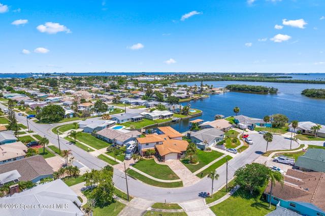 1275 Island Dr, Merritt Island, FL 32952