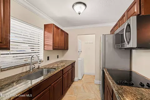 Kitchen - 2203 Flower Tree Cir, Melbourne, FL 32935 photo 2 of 3