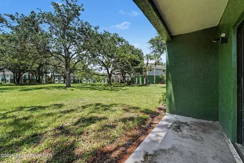 Exterior - 2203 Flower Tree Cir, Melbourne, FL 32935 photo 3 of 4