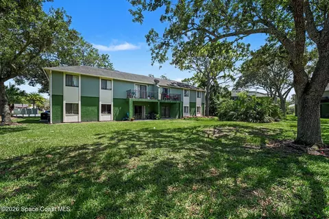 Exterior - 2203 Flower Tree Cir, Melbourne, FL 32935 photo 4 of 4