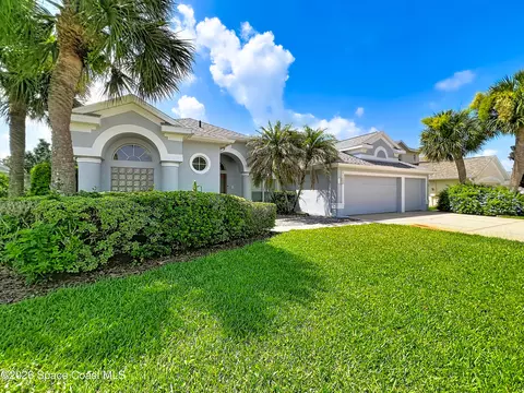 Exterior - 269 Carmel Dr, Melbourne, FL 32940 photo 2 of 9