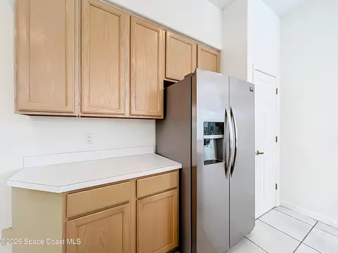 Kitchen - 269 Carmel Dr, Melbourne, FL 32940 photo 9 of 11