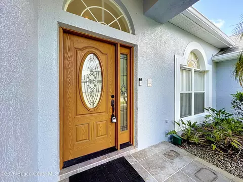 Entry Way - 269 Carmel Dr, Melbourne, FL 32940 photo 2 of 3