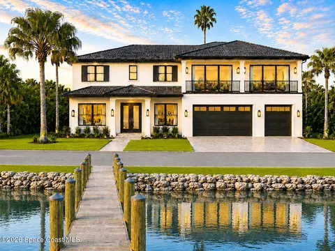 10100 S Tropical Trl, Merritt Island, FL 32952