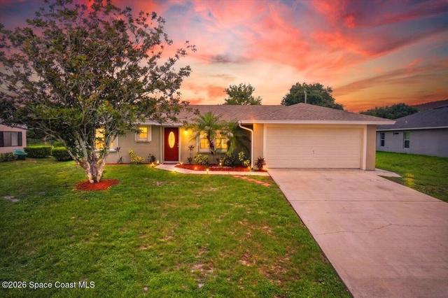 1337 Gilpin St NW, Palm Bay, FL 32907