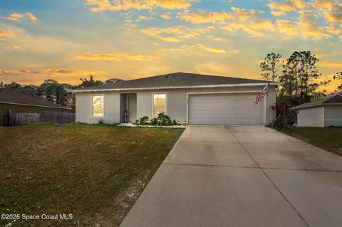 354 Carvalho St SE, Palm Bay, FL 32909