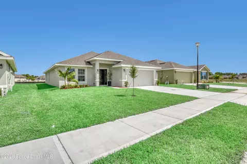 1038 Soleway Ave NW, Palm Bay, FL 32907