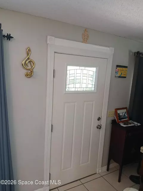 Entry Way - 110 Lagoon Ave, Melbourne, FL 32901 photo 1 of 5