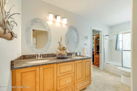 Bath - 411 Wenthrop Cir, Rockledge, FL 32955 photo 5 of 8
