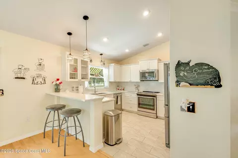 Kitchen - 411 Wenthrop Cir, Rockledge, FL 32955 photo 6 of 6