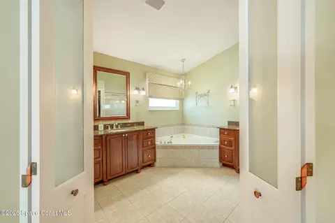 Bath - 411 Wenthrop Cir, Rockledge, FL 32955 photo 3 of 8