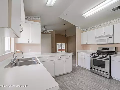 4891 Erin Ln, Melbourne, FL 32940 photo 13