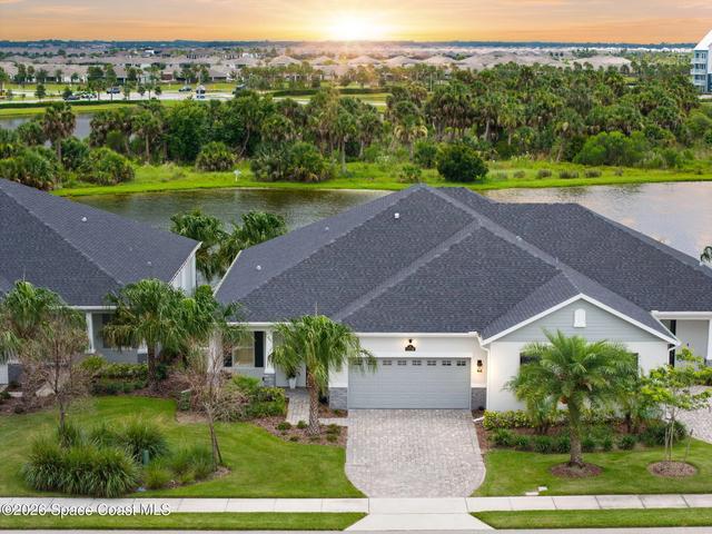 2729 Avalonia Dr, Melbourne, FL 32940