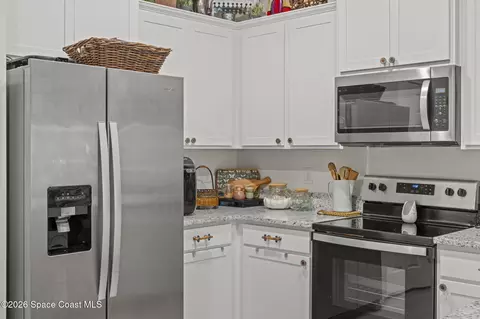 Kitchen - 3366 Morrow Pl, Mims, FL 32754 photo 3 of 4
