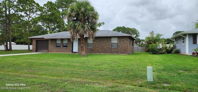 839 Custer St NW, Palm Bay, FL 32907
