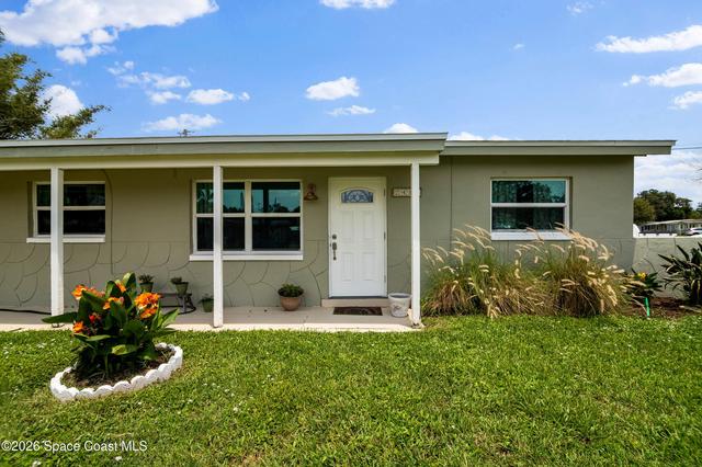 2410 Saint Swithin Ln, Melbourne, FL 32935