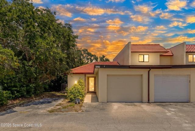 8702 Hibiscus Ct W, Cape Canaveral, FL 32920