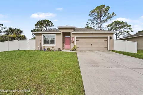860 Airport Ave SE, Palm Bay, FL 32909