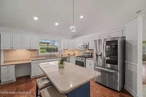 Kitchen - 927 Jamestown Dr, Rockledge, FL 32955 photo 2 of 3