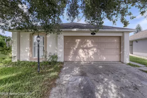 2153 Redwood Cir NE, Palm Bay, FL 32905