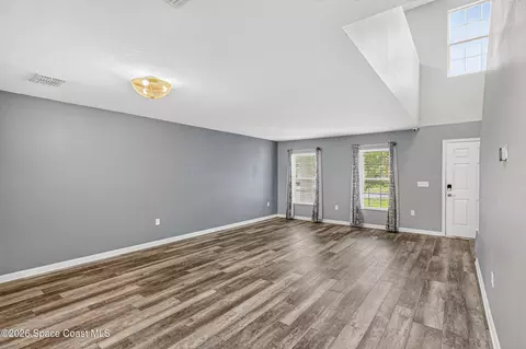 Living - 3114 Burdock Ave, Melbourne, FL 32904 photo 2 of 12