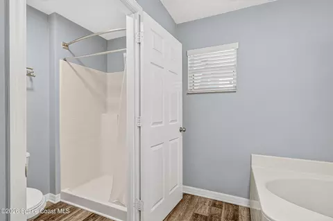 Bath - 3114 Burdock Ave, Melbourne, FL 32904 photo 2 of 8