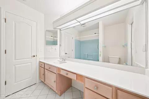 Bath - 1051 Fieldstone Dr, Melbourne, FL 32940 photo 3 of 3