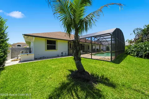 Exterior - 1051 Fieldstone Dr, Melbourne, FL 32940 photo 3 of 3