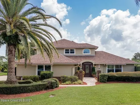 Exterior - 820 Kerry Downs Cir, Melbourne, FL 32940 photo 7 of 7
