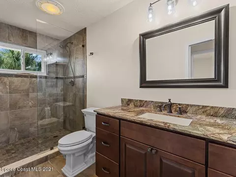 Bath - 820 Kerry Downs Cir, Melbourne, FL 32940 photo 6 of 7