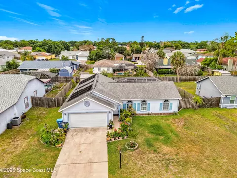 985 Canton St NW, Palm Bay, FL 32907