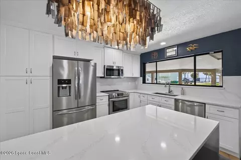 Kitchen - 200 Forest Hill Dr, Cocoa, FL 32926 photo 7 of 7