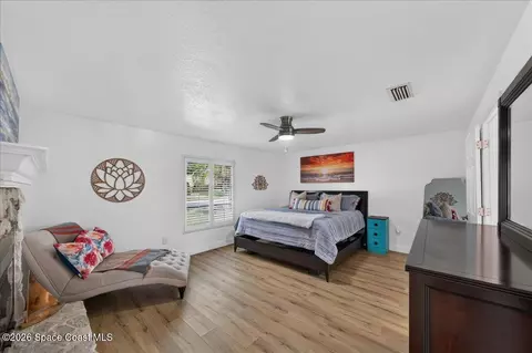 Bedroom - 200 Forest Hill Dr, Cocoa, FL 32926 photo 6 of 6