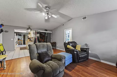 988 Pineland Dr, Rockledge, FL 32955 photo 4