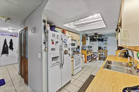 988 Pineland Dr, Rockledge, FL 32955 photo 9
