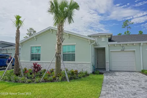 1916 Cerulean Dr NW, Palm Bay, FL 32907