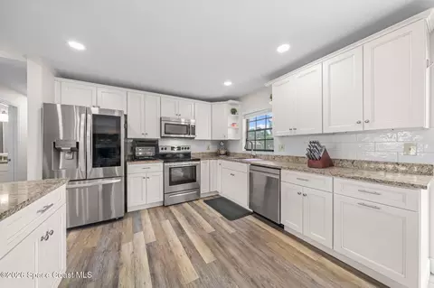 Kitchen - 7230 Barbara Rd, Cocoa, FL 32927 photo 3 of 5