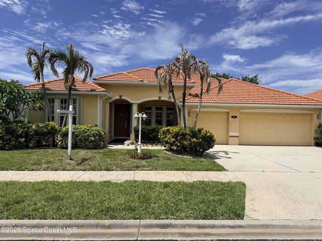 467 Pirates Moon Ct, Indialantic, FL 32903
