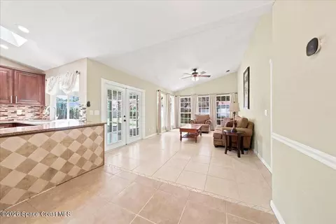 813 Emerald Way, Rockledge, FL 32955 photo 6