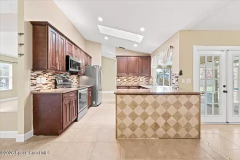 813 Emerald Way, Rockledge, FL 32955 photo 7
