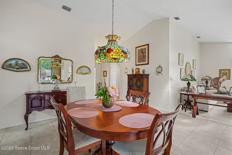 Dining - 1649 Independence Ave, Melbourne, FL 32940 photo 1 of 4
