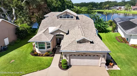 685 Bella Vista Dr, Titusville, FL 32780