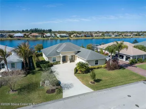 907 Yearling Trl, Sebastian, FL 32958
